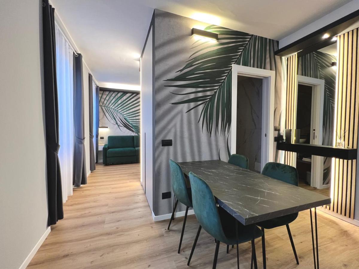 Prestige Duomo Apartment - Lake Côme Esterno foto