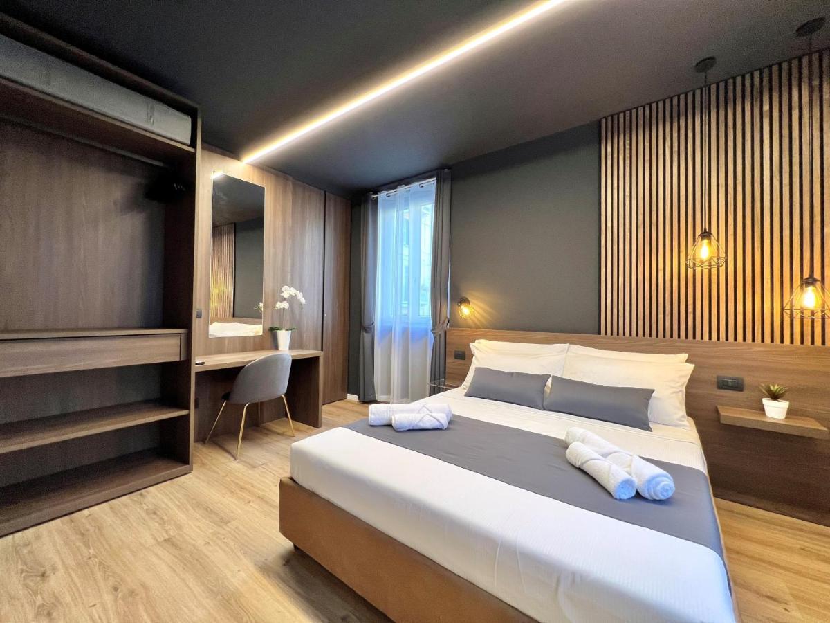 Prestige Duomo Apartment - Lake Côme Esterno foto